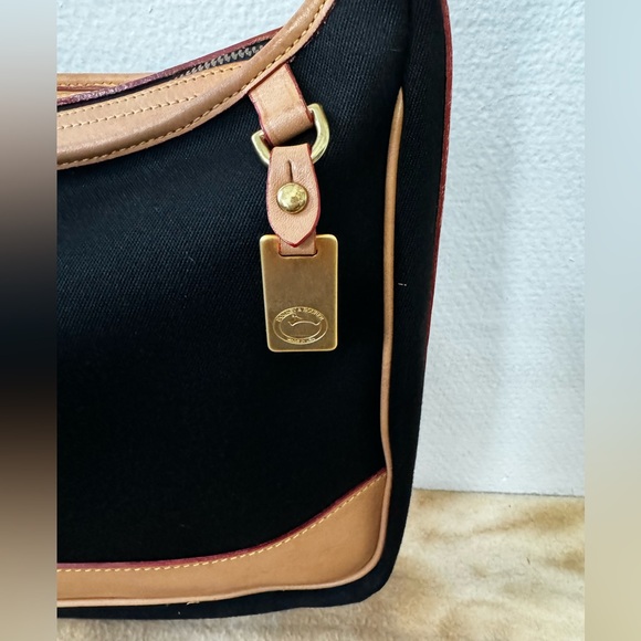 Dooney & Bourke Black Leather Large Shoulder Bag - Picture 2 of 13
